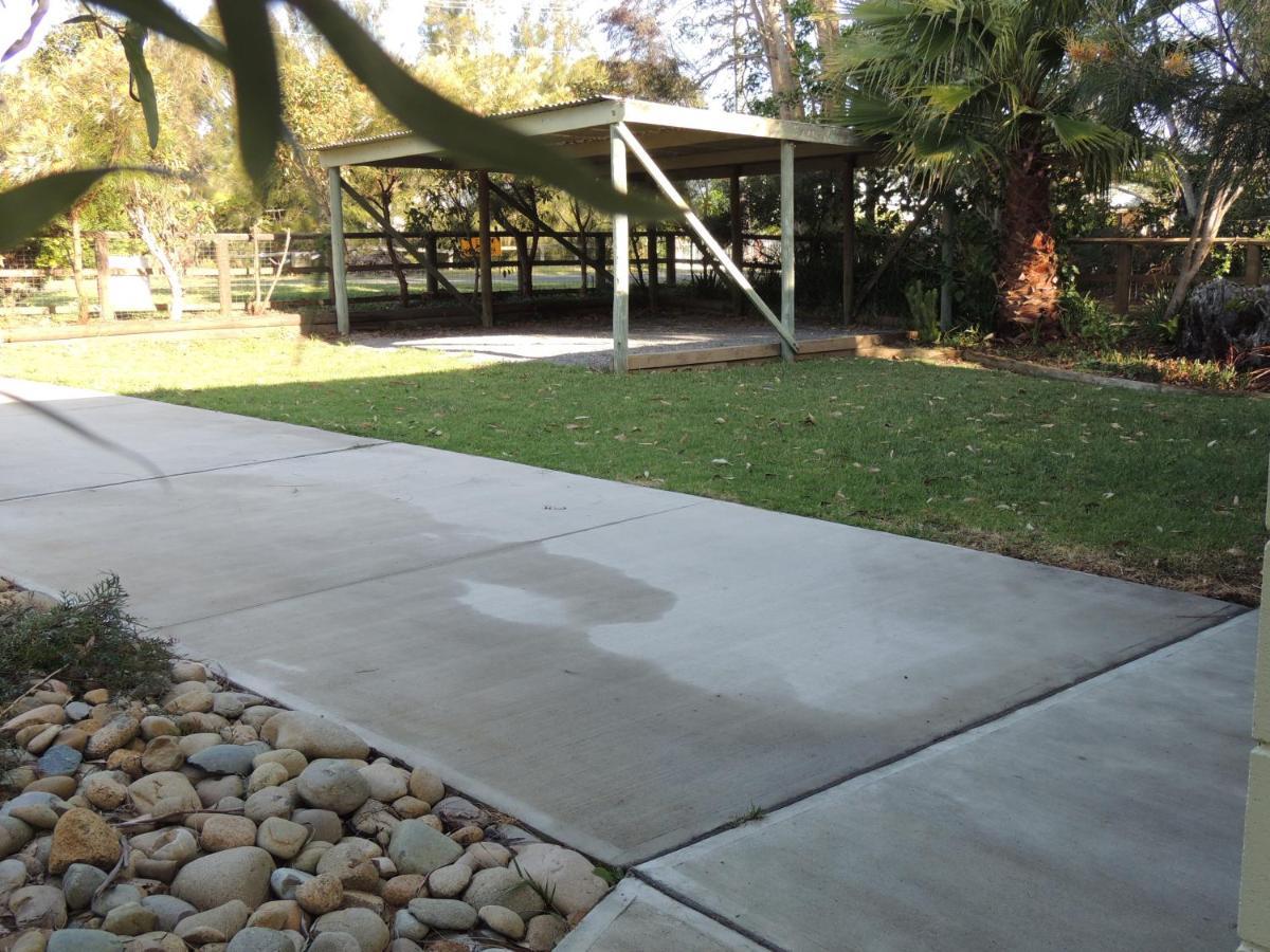 Paradise Bungalow Waterfront Sanctuary Point Exterior photo
